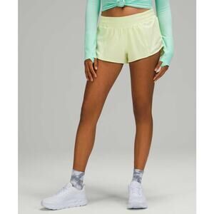 Lululemon Hotty Hot Short LR Short 2.5" Size 6 Green NWT